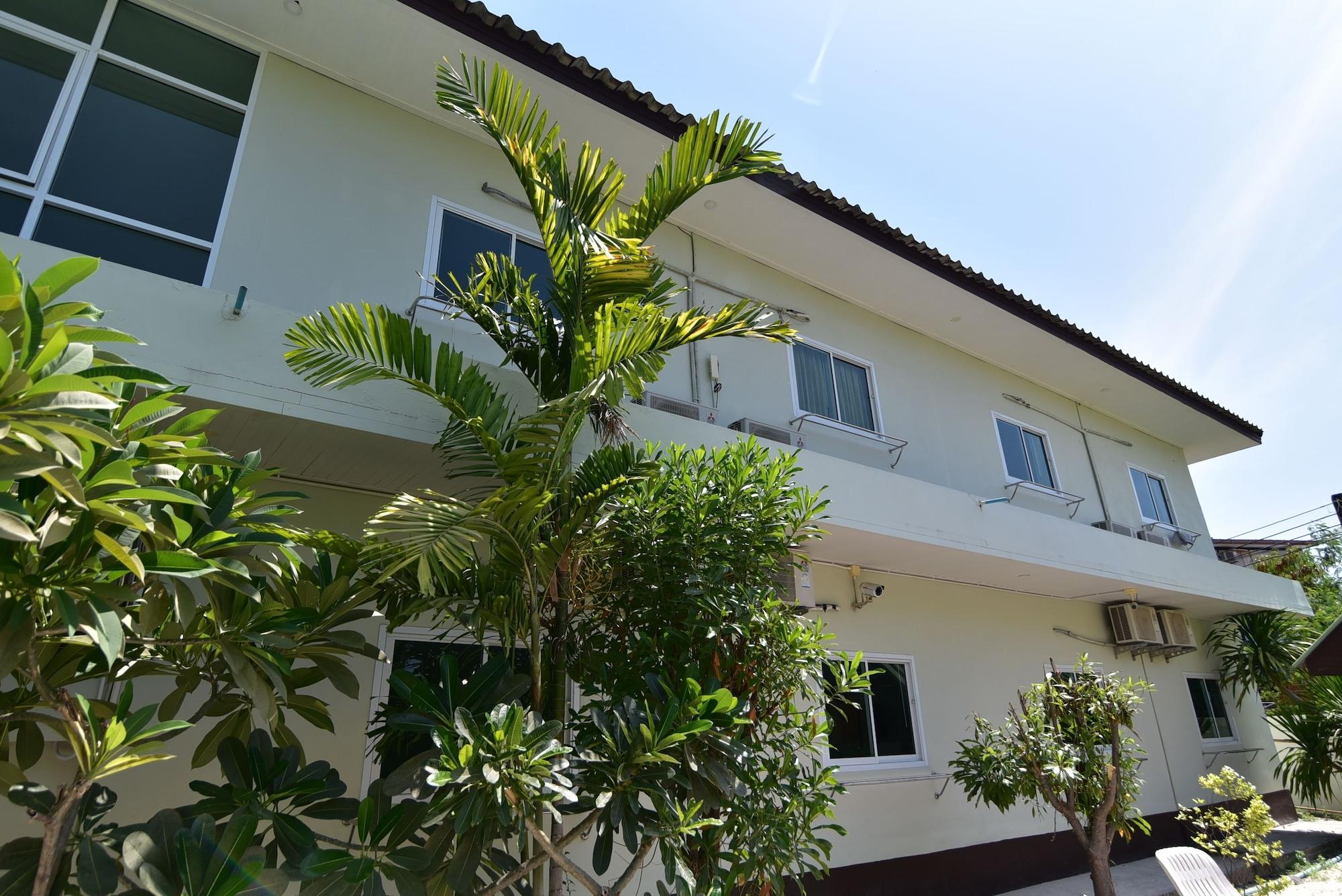 Varin Beach Resort Koh Lipe Exterior foto