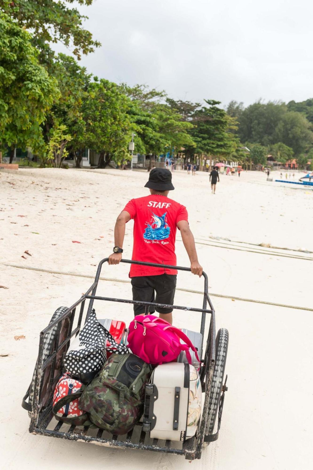 Varin Beach Resort Koh Lipe Exterior foto