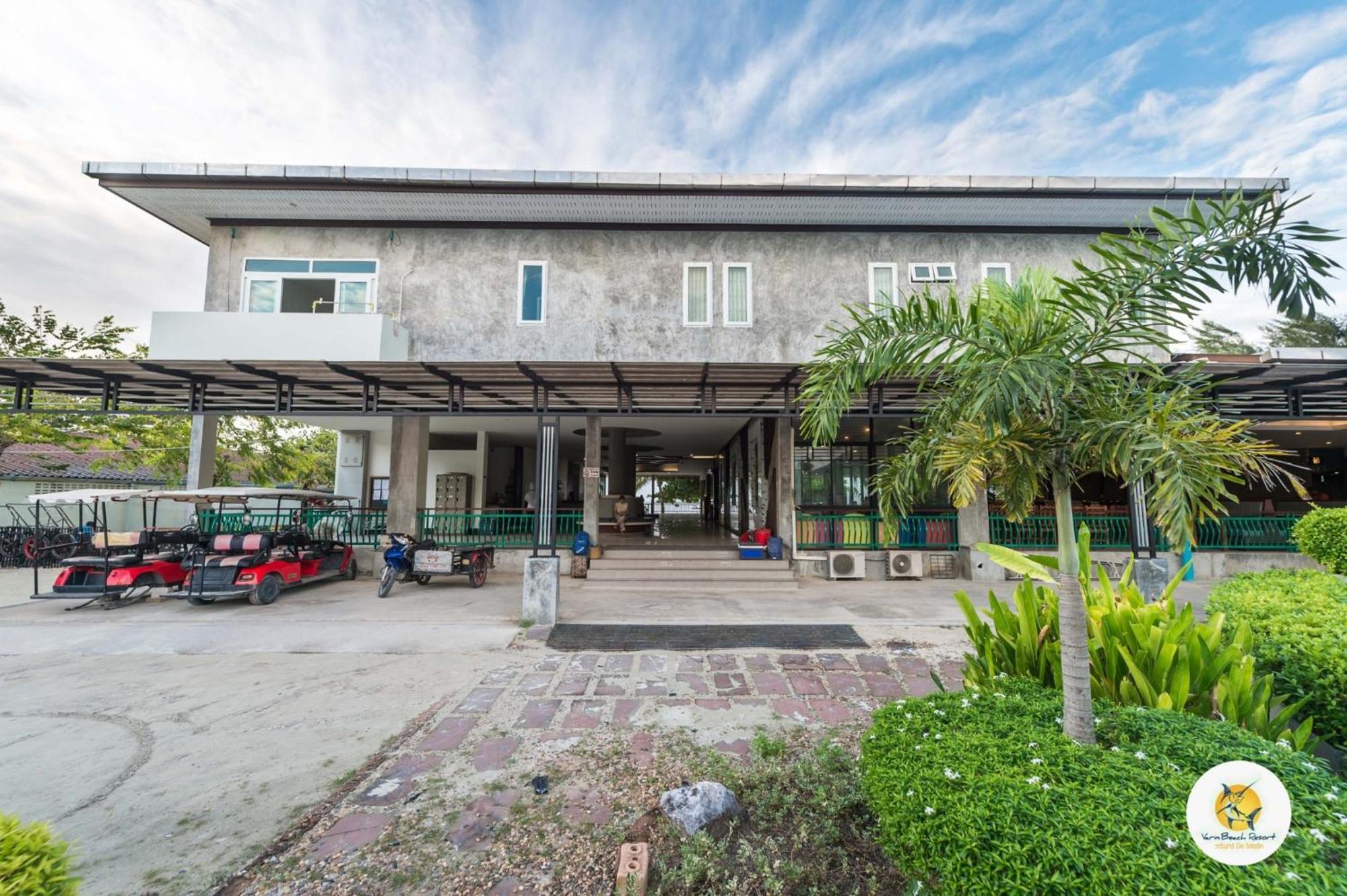 Varin Beach Resort Koh Lipe Exterior foto