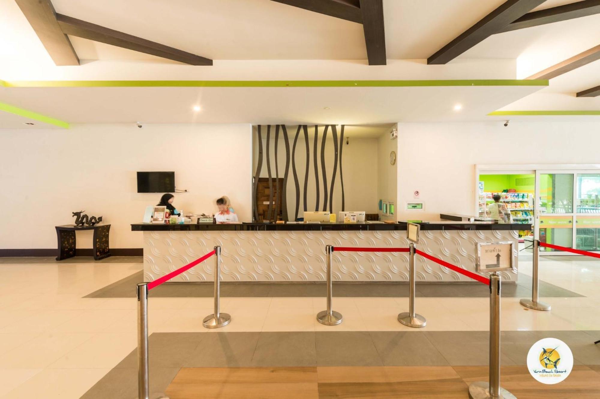 Varin Beach Resort Koh Lipe Exterior foto