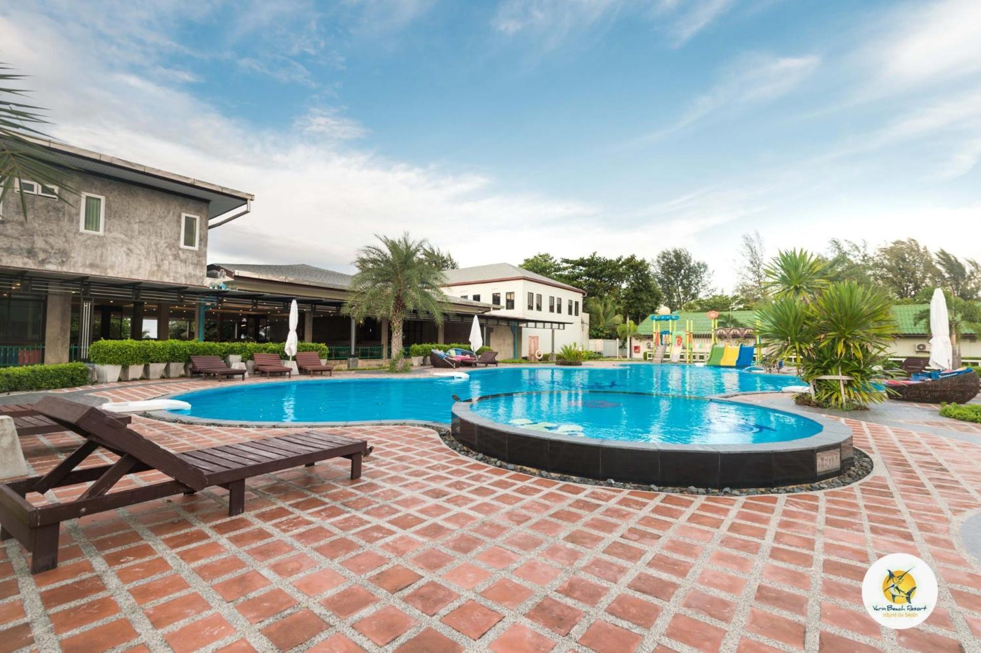 Varin Beach Resort Koh Lipe Exterior foto