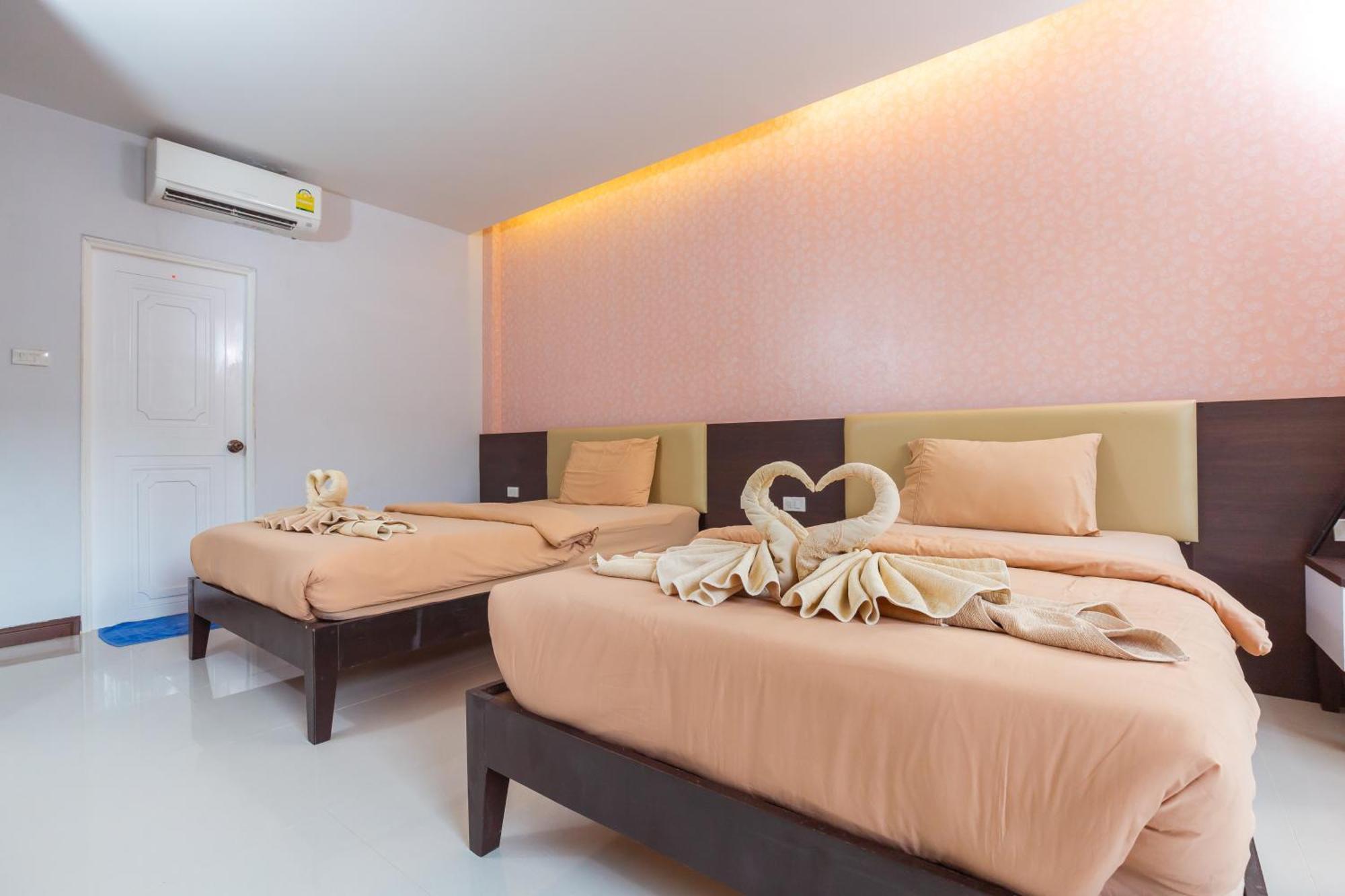 Varin Beach Resort Koh Lipe Exterior foto